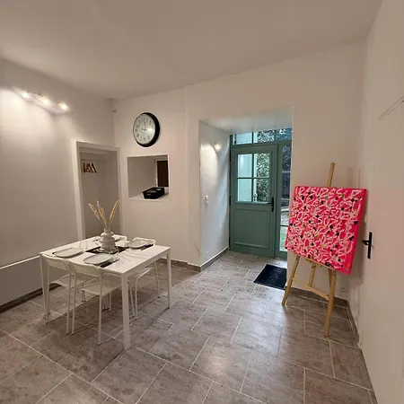 Le Saint Julien - Beautiful Two-room Uzès